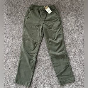 NWT Faherty Traveler Pant